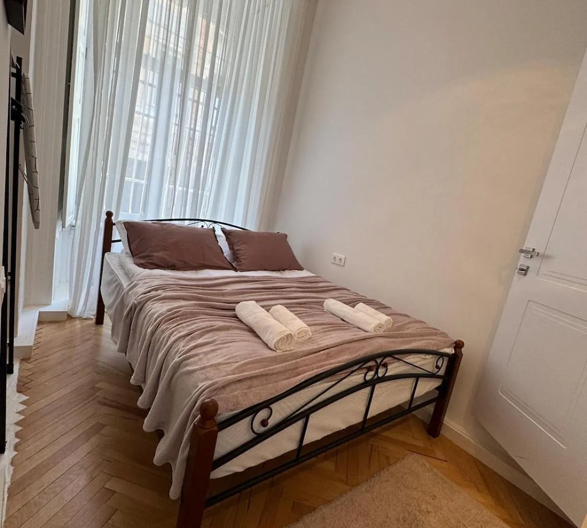 Cozy Apartment In Old Town Tbilisi